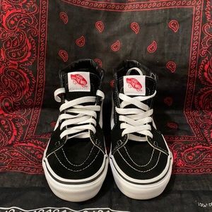 🎃2/$30*LikeNew* Black SK8-Hi Vans kids size 2.5